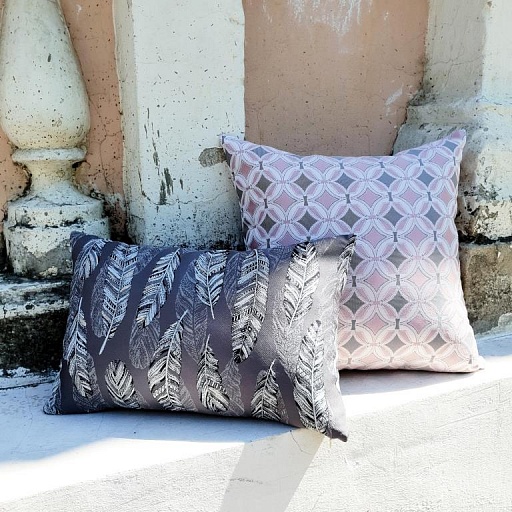 картинка декоративная подушка (чехол) FALCO от интернет магазина