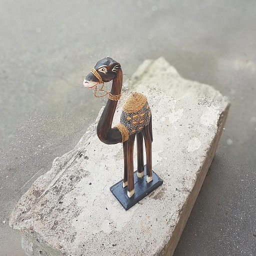картинка статуэтка CAMEL от интернет магазина