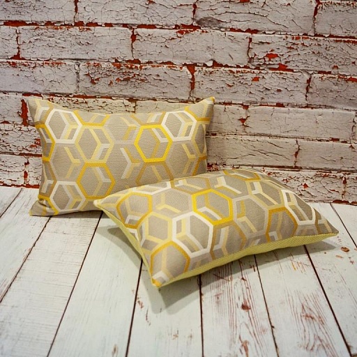 картинка декоративная подушка (чехол) HYPNOSE от интернет магазина